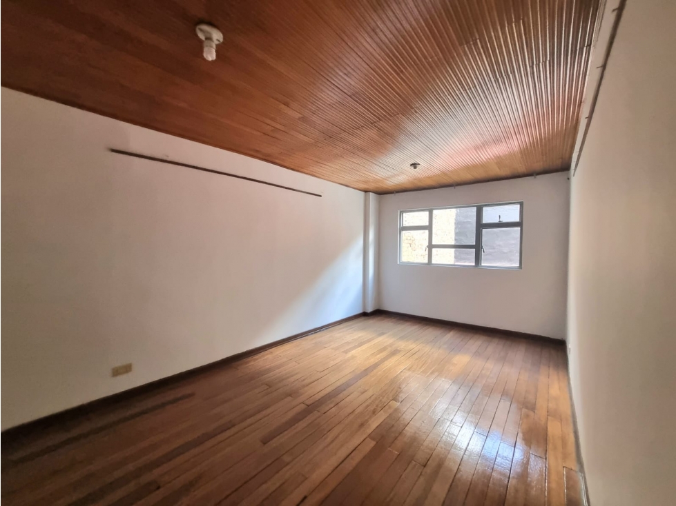 Casa en venta en Bella Vista, Bogotá · foto 3 de 19