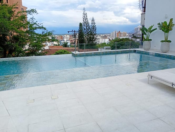 Apartamento de 3 alcobas en venta en El Bosque, Cali, 205 m² · foto 3 de 18