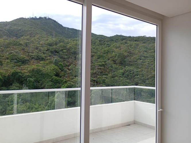 Apartamento de 3 alcobas en venta en El Bosque, Cali, 205 m² · foto 4 de 18