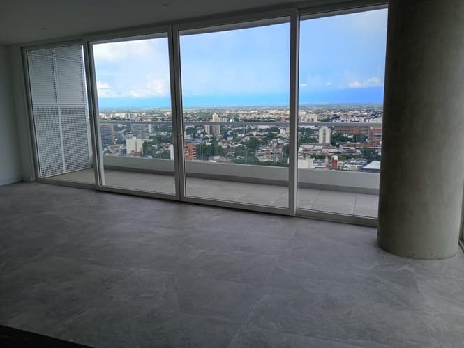 Apartamento de 3 alcobas en venta en El Bosque, Cali, 205 m² · foto 7 de 18