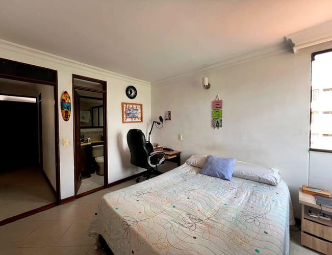 Apartamento en venta en Ciudad Jardin, Cali · foto 10 de 19