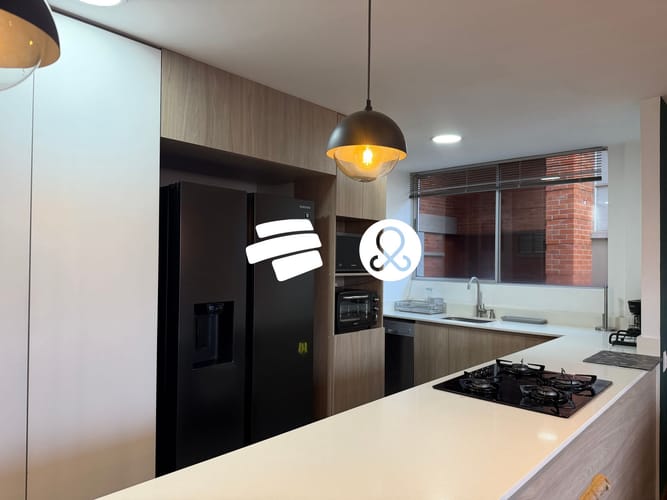 Apartamento de 2 alcobas en venta en El Poblado, Medellín, 115 m² · foto 3 de 21