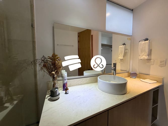 Apartamento de 2 alcobas en venta en El Poblado, Medellín, 115 m² · foto 17 de 21