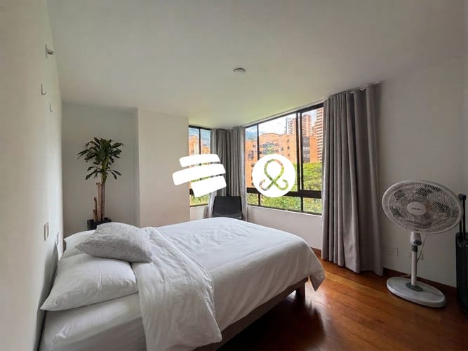 Apartamento de 5 alcobas en venta en El Poblado, Medellín, 250 m² · foto 16 de 22