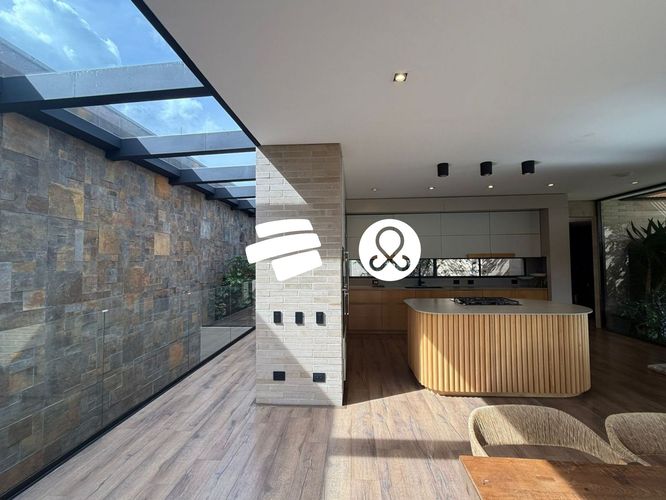Casa de 5 alcobas en venta en Vía Las Palmas, Envigado · foto 10 de 21