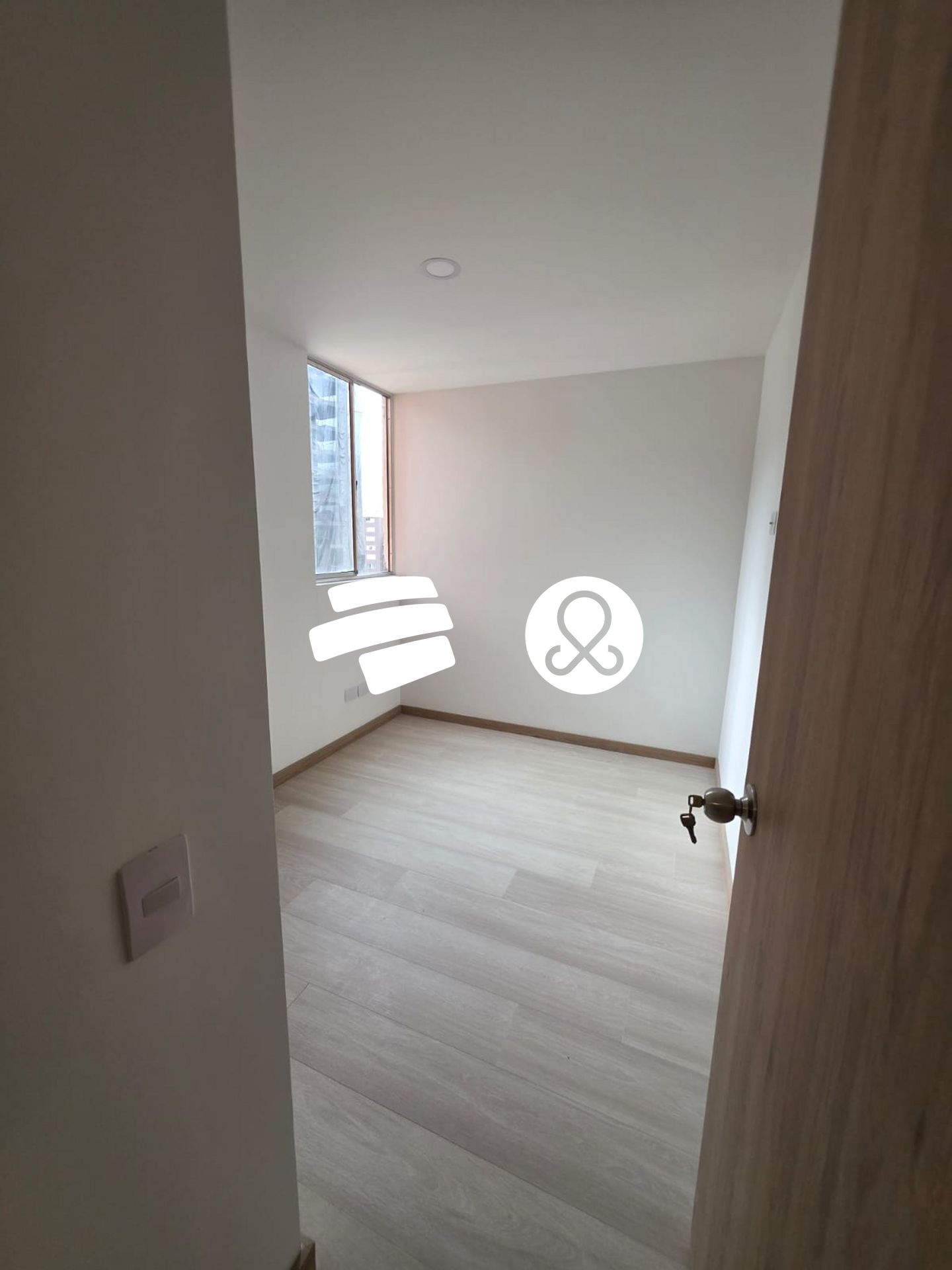 Apartamento en venta en Zona Centro, Envigado · foto 4 de 9