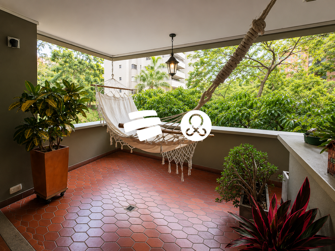 Apartamento de 3 alcobas en venta en La Florida, Medellín, 217 m² · foto 3 de 13