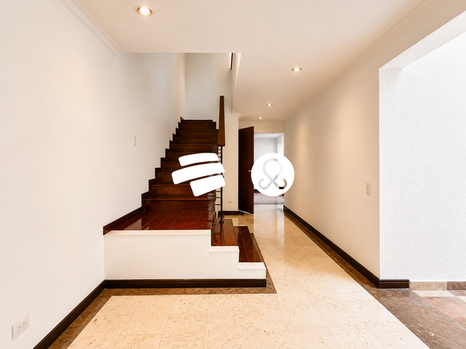 Casa de 4 alcobas en venta en El Poblado, Medellín, 370 m² · foto 12 de 24