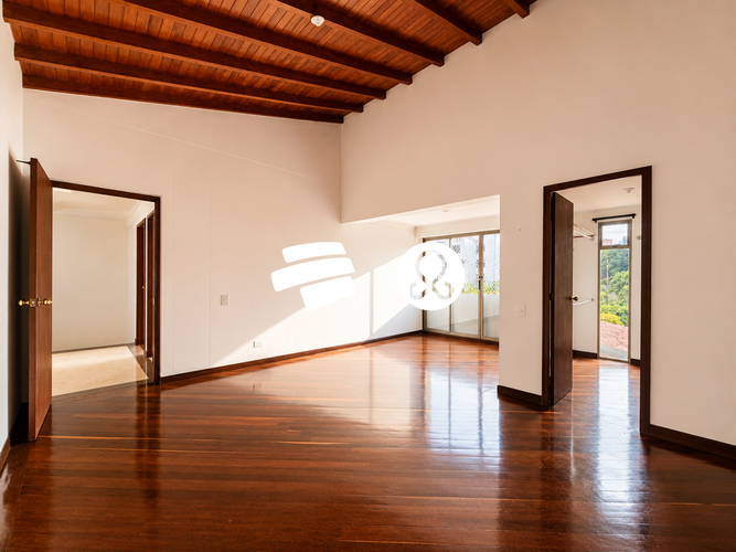 Casa de 4 alcobas en venta en El Poblado, Medellín, 370 m² · foto 15 de 24
