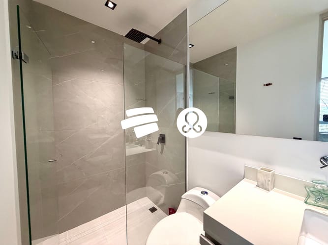Apartamento de 2 alcobas en venta en Altos Del Poblado, Medellín, 83 m² · foto 10 de 14