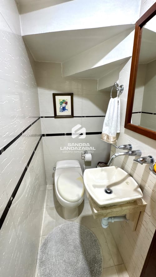 Casa de 4 alcobas en venta en Lagos Del Cacique, Bucaramanga, 214 m² · foto 15 de 24