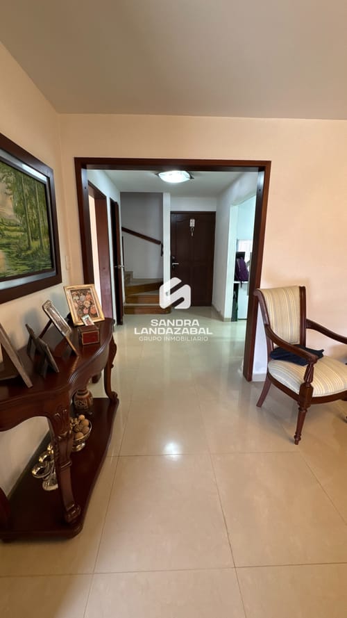 Casa de 4 alcobas en venta en Lagos Del Cacique, Bucaramanga, 214 m² · foto 17 de 24