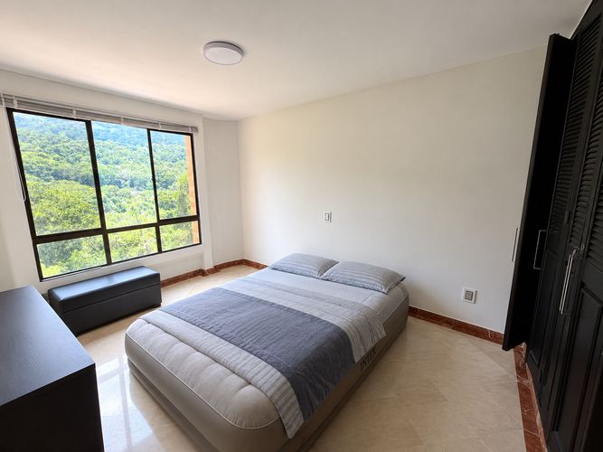 Apartamento de 3 alcobas en venta en Cabecera Del Llano, Bucaramanga, 152 m² · foto 8 de 18
