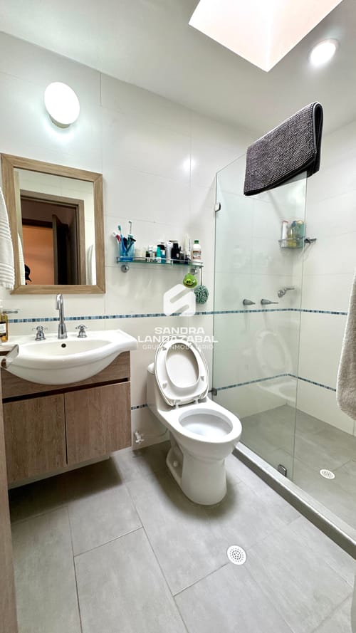 Casa de 4 alcobas en venta en Lagos Del Cacique, Bucaramanga, 214 m² · foto 20 de 24