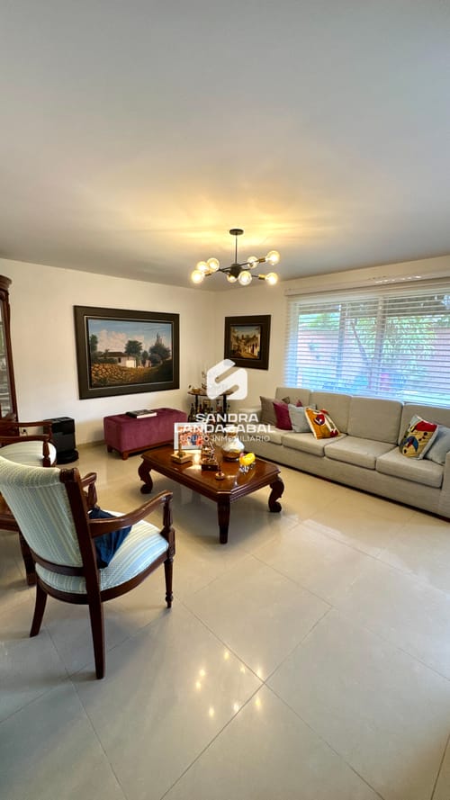Casa de 4 alcobas en venta en Lagos Del Cacique, Bucaramanga, 214 m² · foto 22 de 24