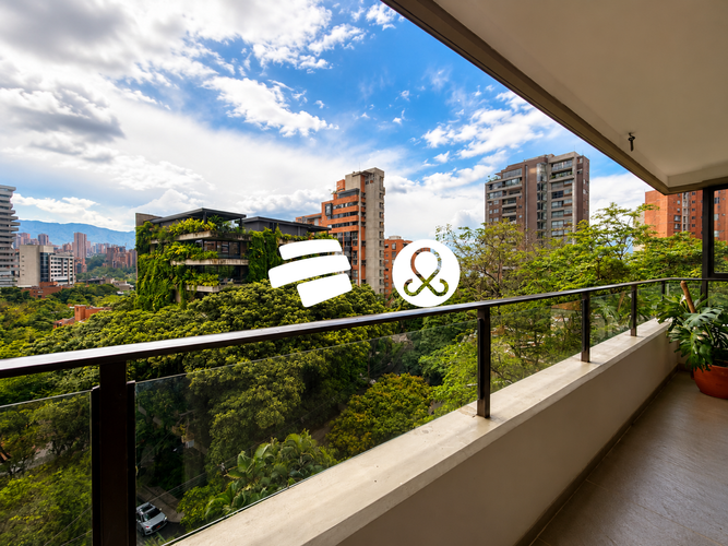 Apartamento de 3 alcobas en venta en Las Lomas, Medellín, 166 m² · foto 2 de 15