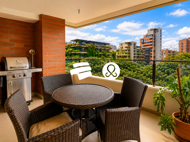 Apartamento de 3 alcobas en venta en Las Lomas, Medellín, 166 m² · foto 3 de 15
