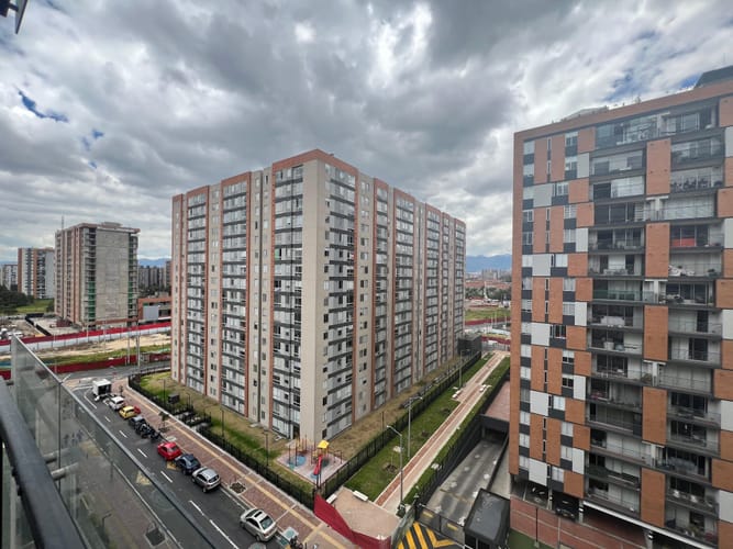 Apartamento en venta en La Felicidad, Bogotá · foto 10 de 24