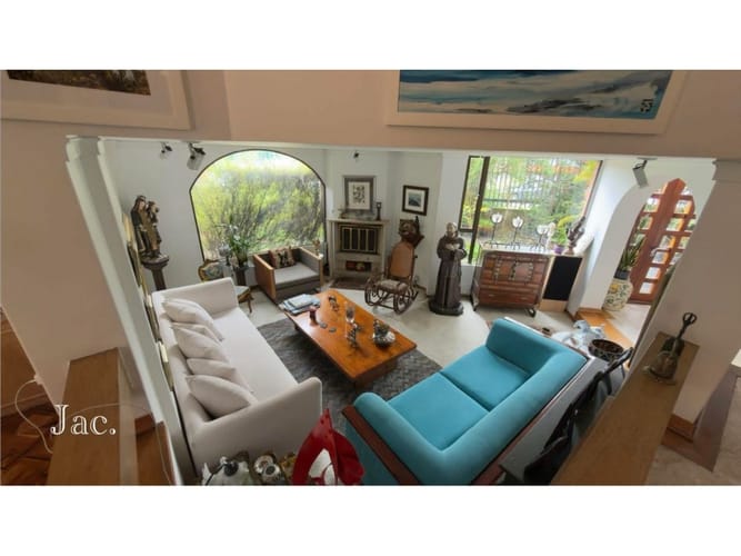 Casa de 3 alcobas en venta en Santa Ana Oriental, Bogotá, 250 m² · foto 4 de 24