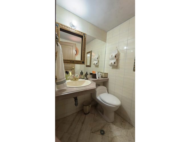 Casa de 3 alcobas en venta en Santa Ana Oriental, Bogotá, 250 m² · foto 10 de 24