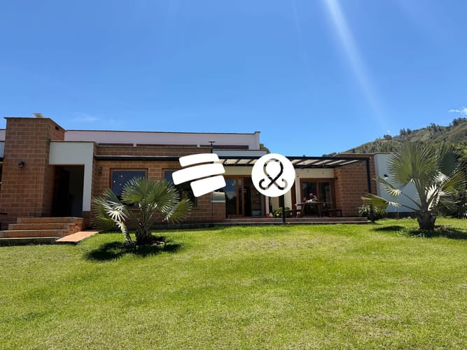 Casa de 4 alcobas en venta en La Clara, Guarne · foto 2 de 24