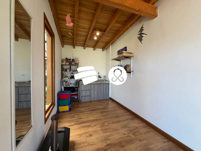 Casa de 4 alcobas en venta en La Clara, Guarne · foto 18 de 24