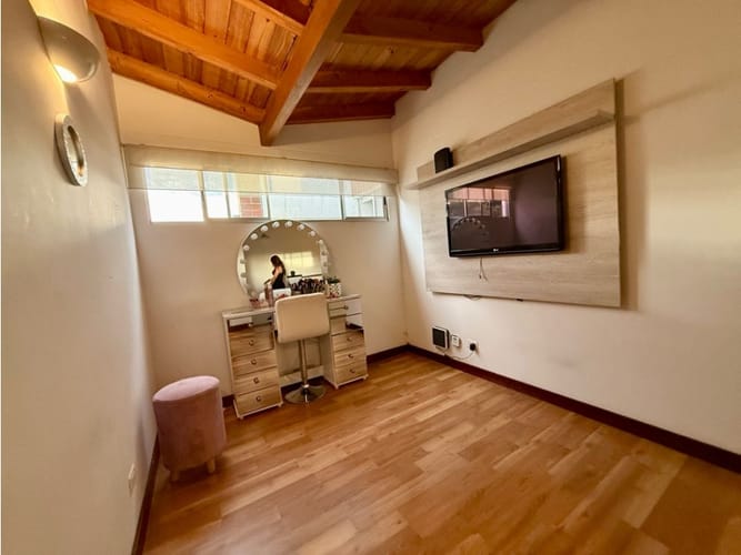 Casa de 3 alcobas en venta en Cumbres, Envigado, 198 m² · foto 22 de 24