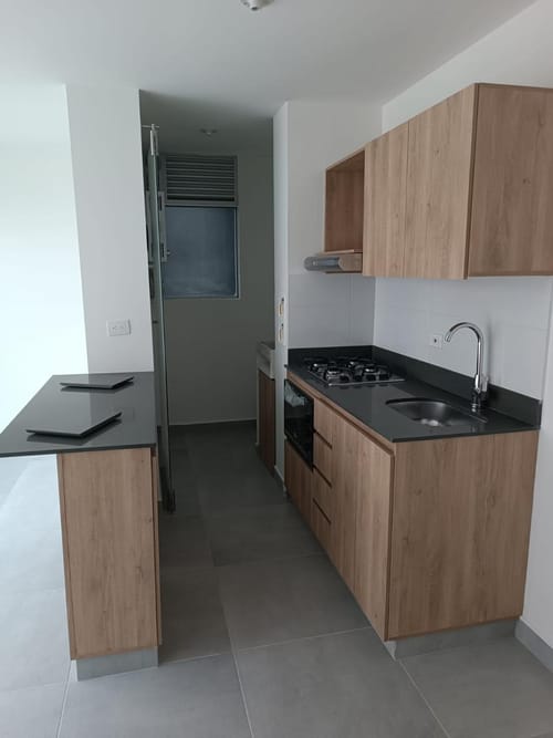 Apartamento de 3 alcobas en venta en Llano Grande, Rionegro, 56 m² · foto 3 de 13