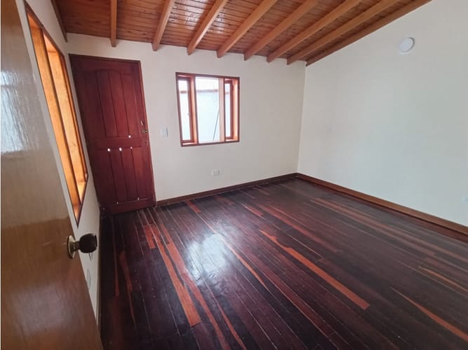 Casa de 6 alcobas en arriendo en Ub. Santa Ana, Rionegro, 260 m² · foto 20 de 24