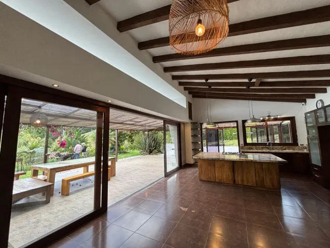 Casa de 3 alcobas en venta en Guayabito, Rionegro · foto 7 de 24