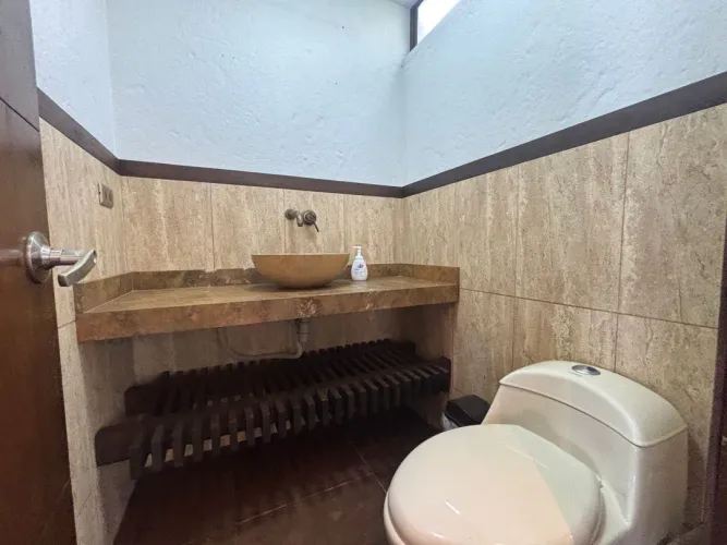 Casa de 3 alcobas en venta en Guayabito, Rionegro · foto 10 de 24