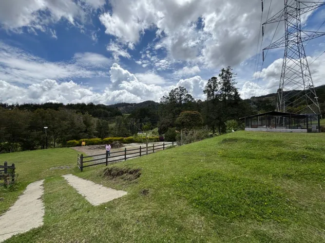 Casa de 3 alcobas en venta en Guayabito, Rionegro · foto 15 de 24