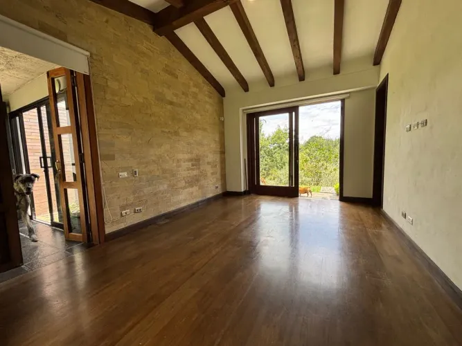 Casa de 3 alcobas en venta en Guayabito, Rionegro · foto 20 de 24