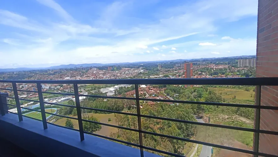 Apartamento de 3 alcobas en venta en Santa Ana, Rionegro, 115 m² · foto 3 de 16