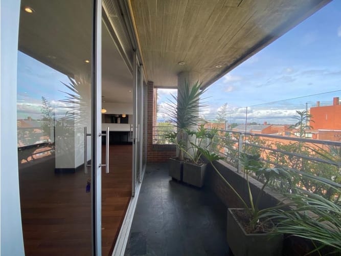Apartamento de 3 alcobas en venta en El Virrey, Bogotá, 290 m² · foto 20 de 22