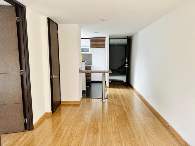 Apartamento de 1 alcoba en venta en Bella Suiza, Bogotá, 46 m² · foto 2 de 7