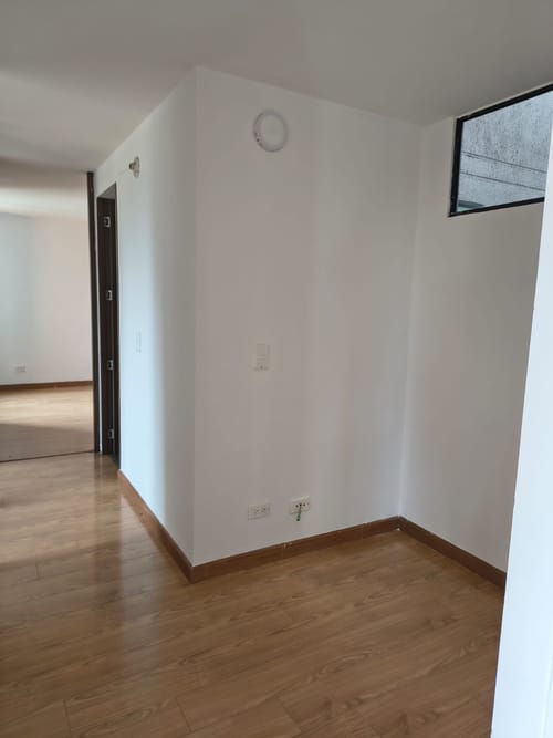 Apartamento de 3 alcobas en venta en Conjunto Residencial Prados Reserva De Madrid, Madrid, 67 m² · foto 2 de 13