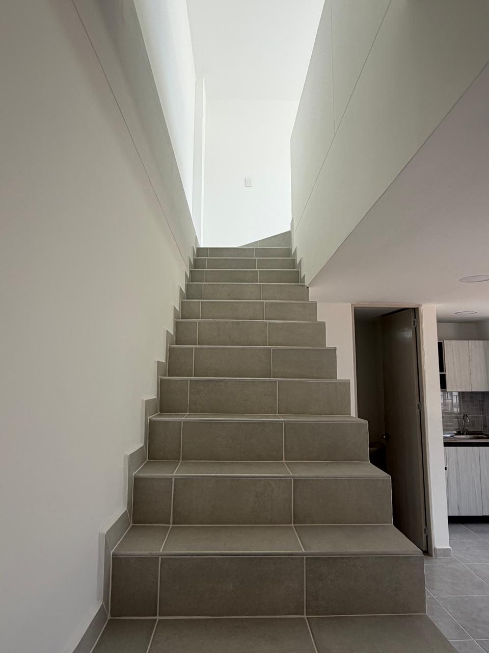 Apartamento en venta en La Milagrosa, Medellín · foto 4 de 8