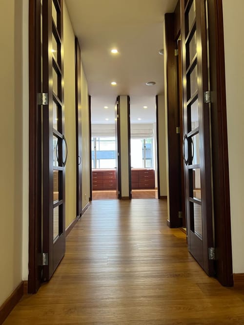 Apartamento de 3 alcobas en arriendo en Chicó Reservado, Bogotá, 180 m² · foto 4 de 15