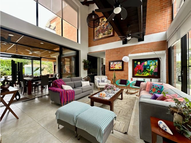 Casa de 5 alcobas en venta en Alfaguara, Jamundí, 323 m² · foto 10 de 24
