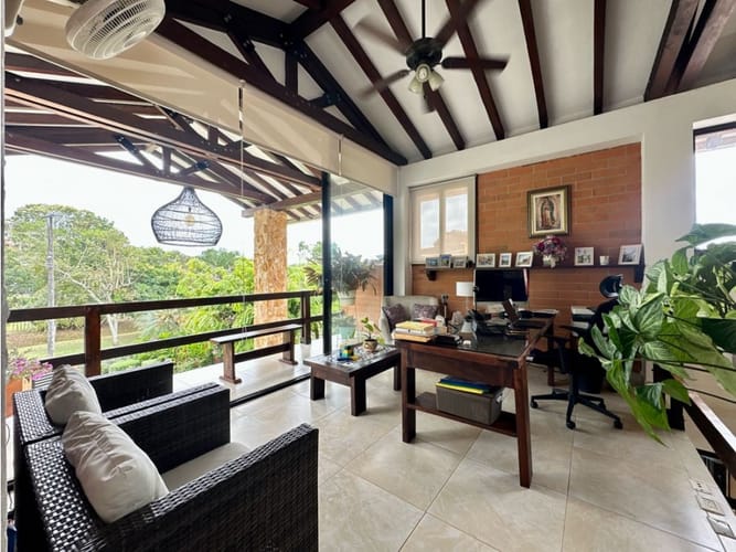 Casa de 5 alcobas en venta en Alfaguara, Jamundí, 323 m² · foto 12 de 24