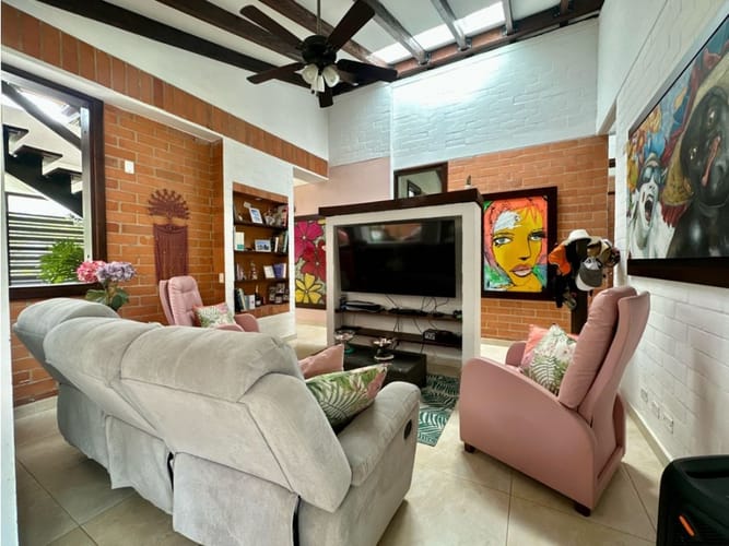 Casa de 5 alcobas en venta en Alfaguara, Jamundí, 323 m² · foto 16 de 24