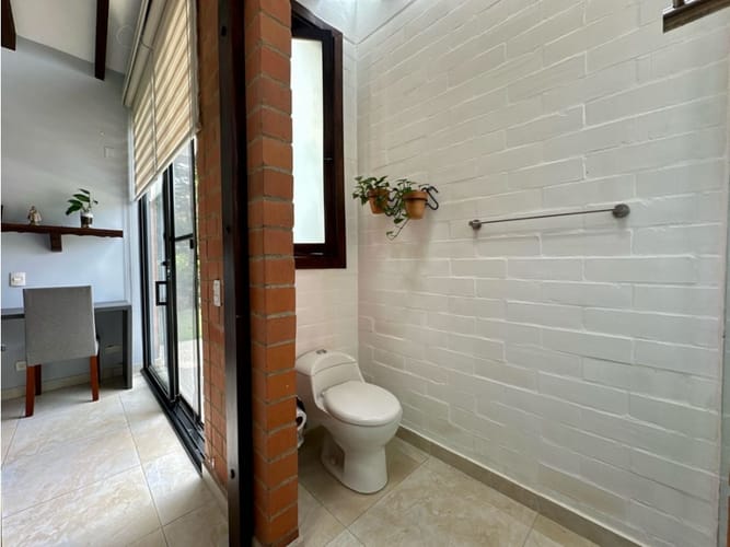 Casa de 5 alcobas en venta en Alfaguara, Jamundí, 323 m² · foto 22 de 24