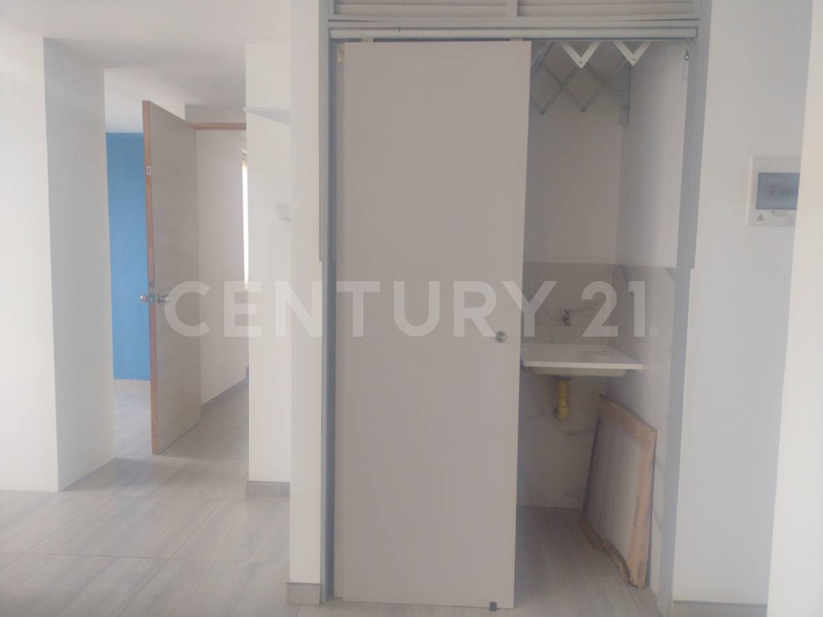 Apartamento en venta en Santa Lucia, Bogotá · foto 9 de 17
