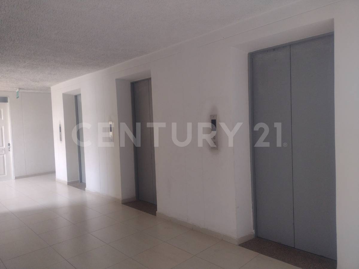 Apartamento en venta en Santa Lucia, Bogotá · foto 12 de 17