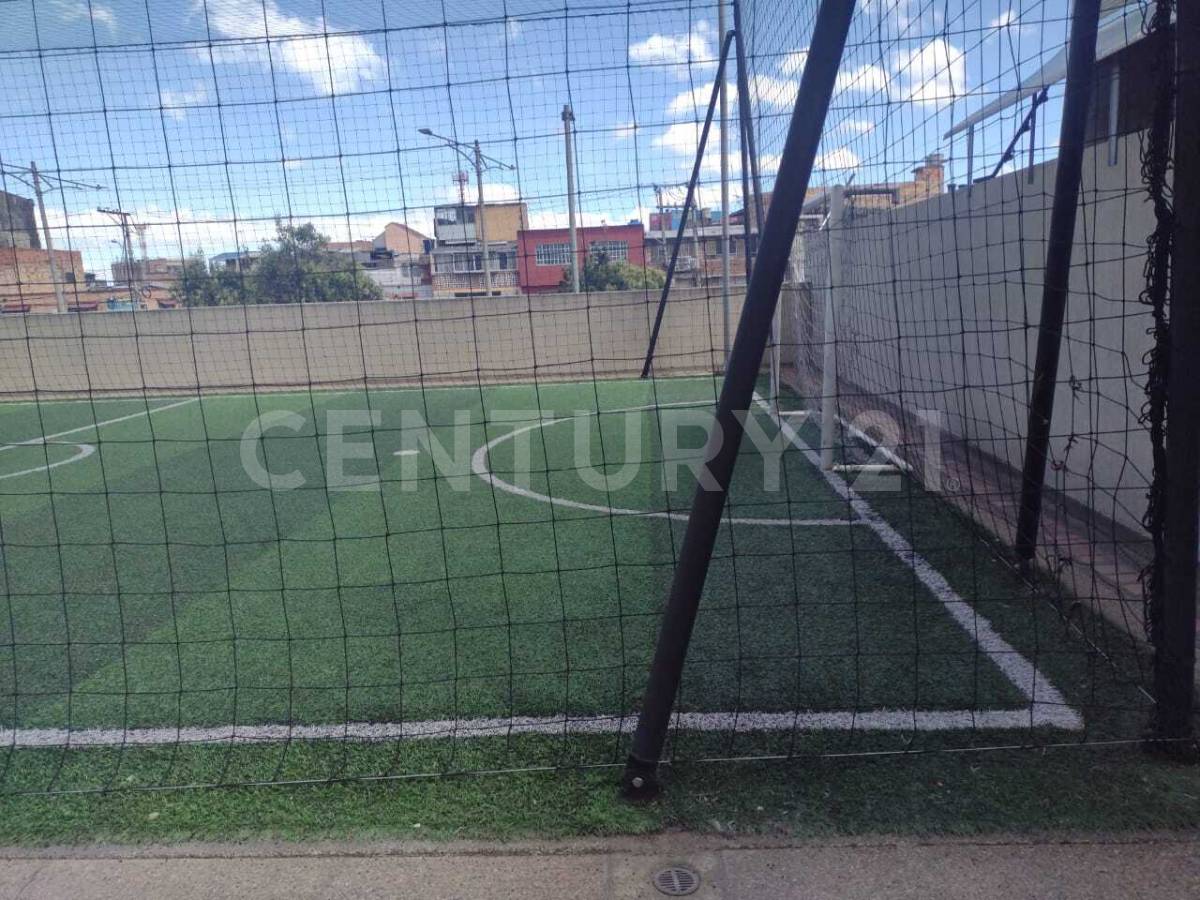 Apartamento en venta en Santa Lucia, Bogotá · foto 14 de 17