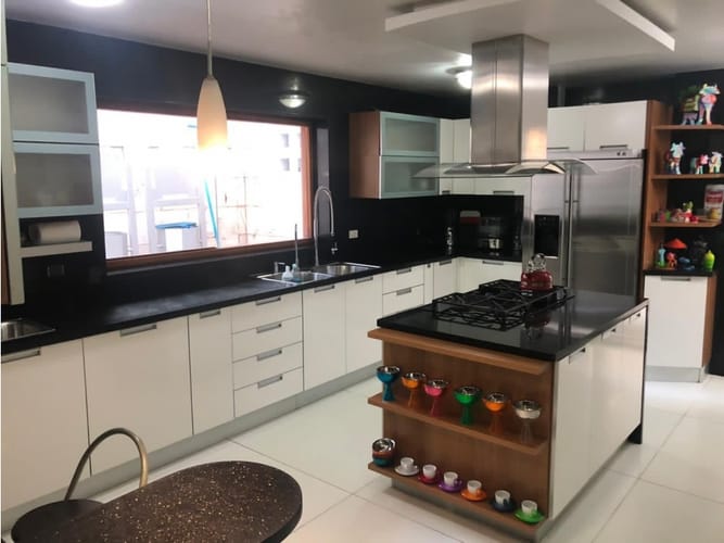 Casa de 6 alcobas en venta en Bocagrande, Cartagena, 600 m² · foto 14 de 16