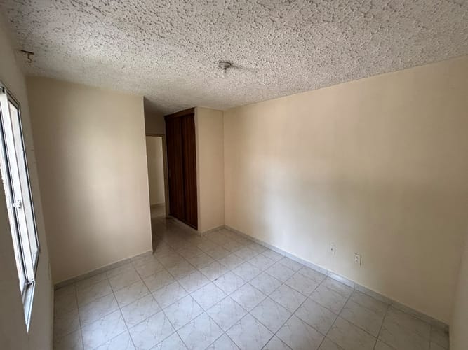 Apartamento de 2 alcobas en venta en Diamante 2, Bucaramanga, 53 m² · foto 12 de 13