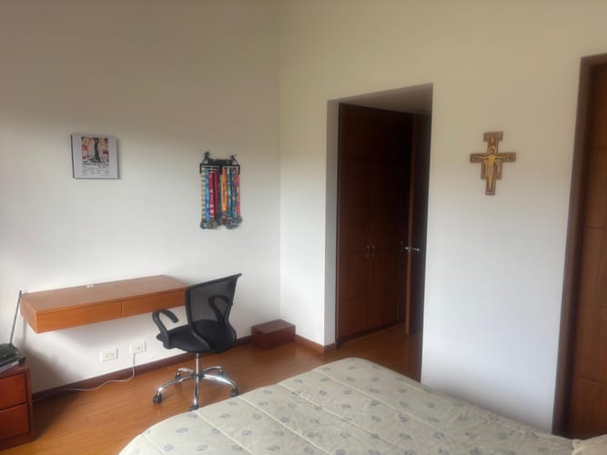 Casa de 4 alcobas en arriendo en Siberia, Cota, 300 m² · foto 19 de 24