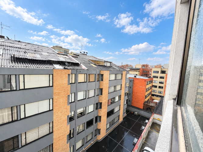 Apartamento de 3 alcobas en venta en Cedritos, Bogotá, 96 m² · foto 5 de 24
